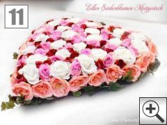 Hochzeitsauto Blumenschmuck Beispiel 11 - Autobouquet groes Rosenherz