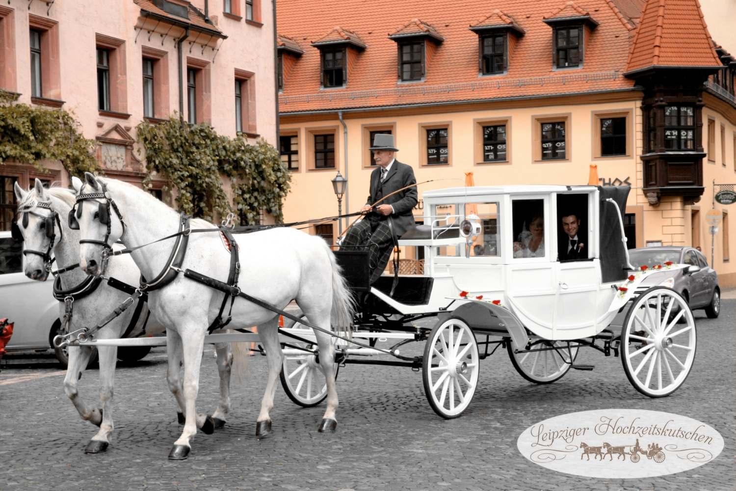Foto: Wei�e Pferdekutsche mieten zur Hochzeit in Wermsdorf